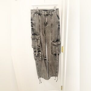 RETROFÊTE The Alejandra Straight Leg Cargo Jeans Phoenix Acid Wash Black SZ: 25